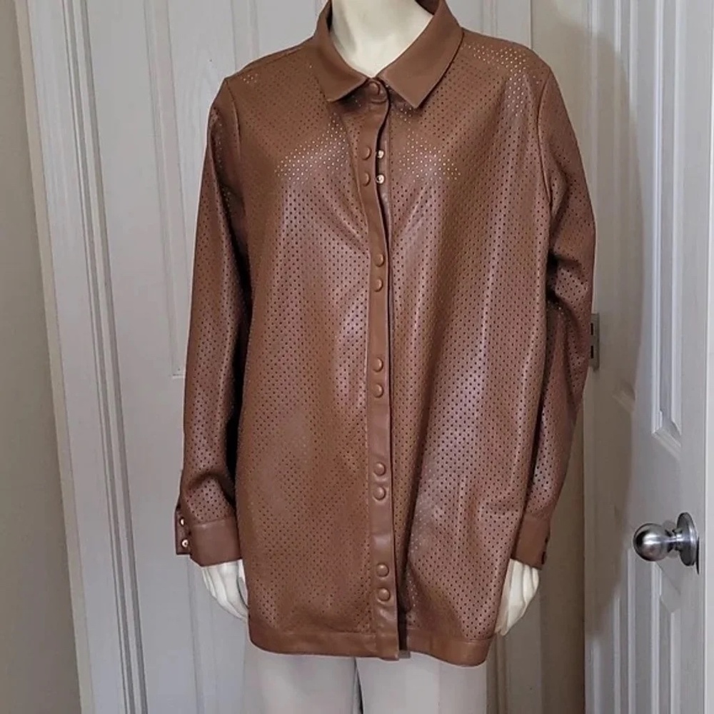 Marc New York Andrew Marc Snap Button Top